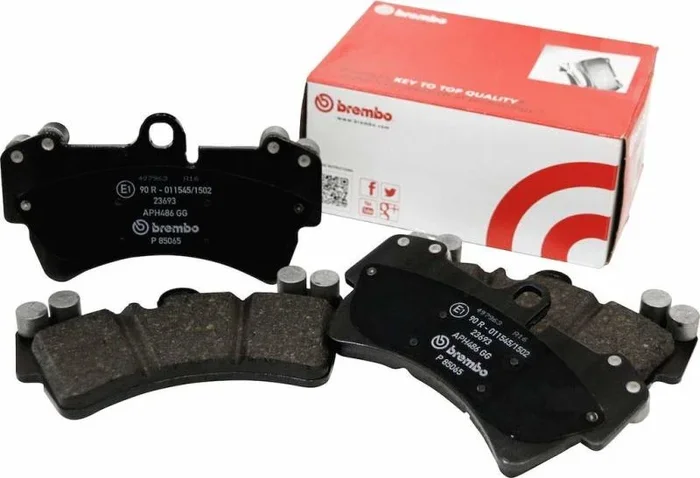 Brembo 18-20 BMW 530e/16-22 740i/16-19 750i/20-23 840i Premium Low-Met OE Equivalent Pad – Rear4.0 lb