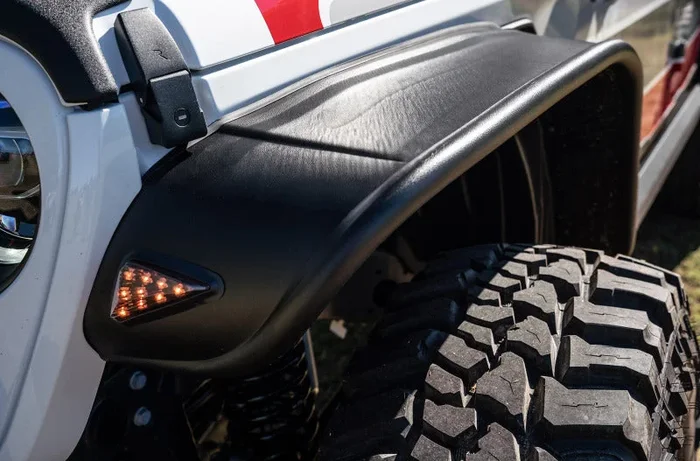 Bushwacker 2020 Jeep Gladiator Launch Edition Flat Style Flares 4pc – Black