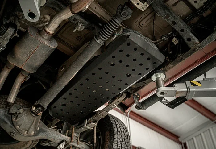 Cali Raised 05-23 Dcsb / Ac Toyota Tacoma Fuel Tank Skid Plate – Aluminum / Powder Coat