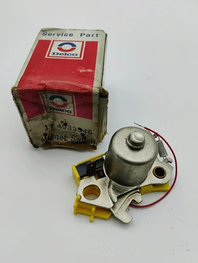 Chevrolet Pontiac Olds 1965-67 Delco 4939546 Magnetic Switch NOS Made in USA