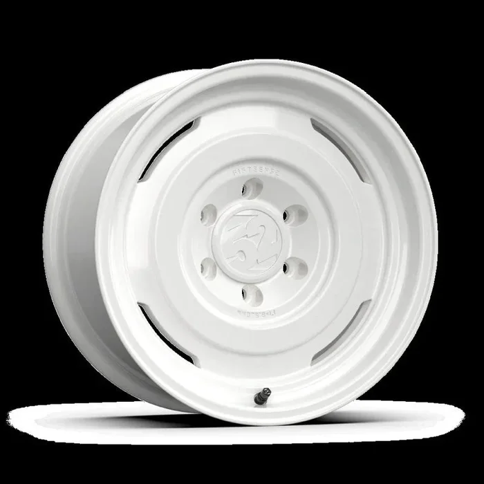 fifteen52 Analog HD 17×8.0 6×139.7 25mm ET 106.2mm Center Bore Classic White Wheel
