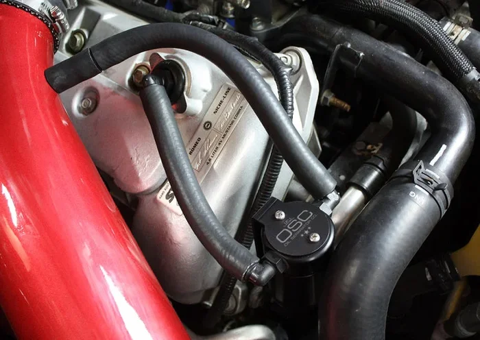 J&L 99-04 Ford Mustang SVT Cobra Passenger Side Oil Separator 3.0 – Black Anodized1.5 lb