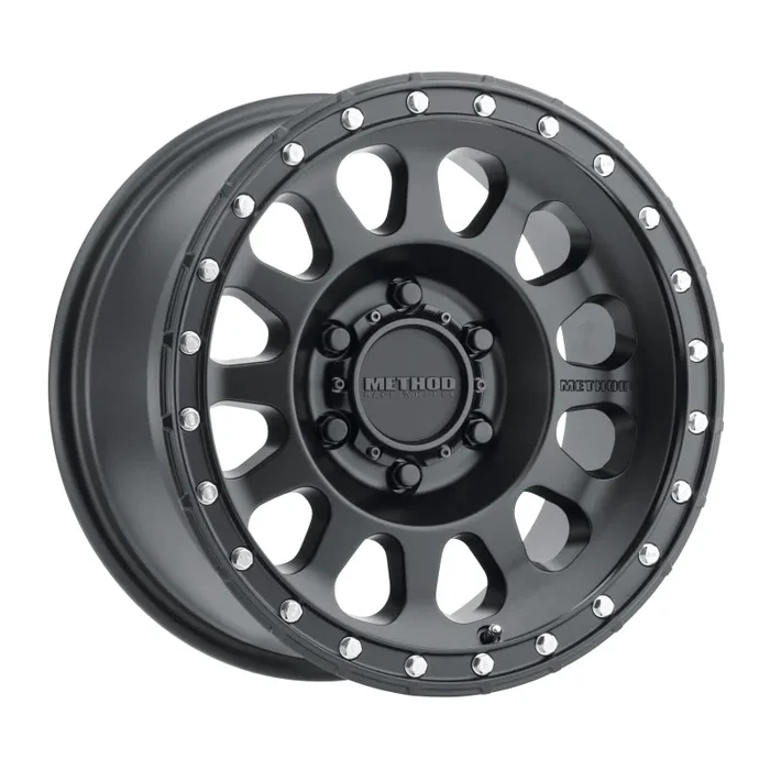Method MR315 18×9 +18mm Offset 6×5.5 106.25mm CB Matte Black Wheel