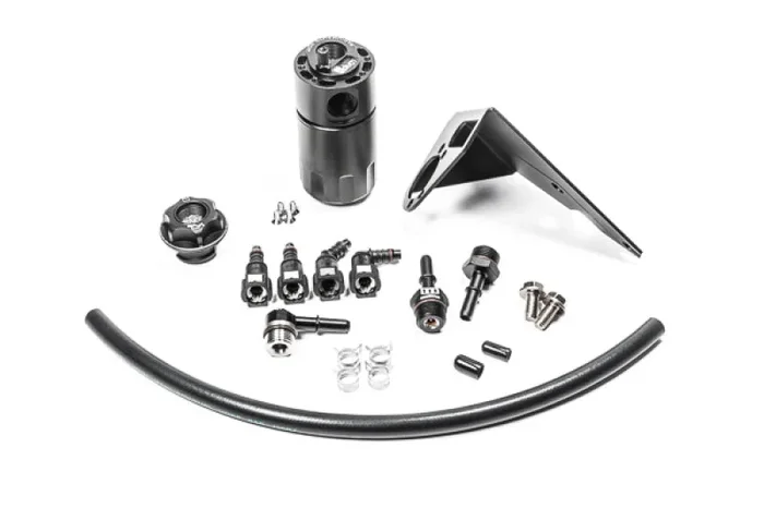 Radium Engineering GM LS2/LS3/LS7 Engine Fluid Lock PCV Catch Can Kit3.1 lb