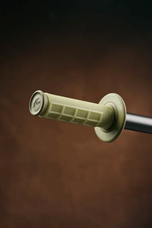 Renthal MX Dual Compound Grips 1/2 Waffle – Kevlar