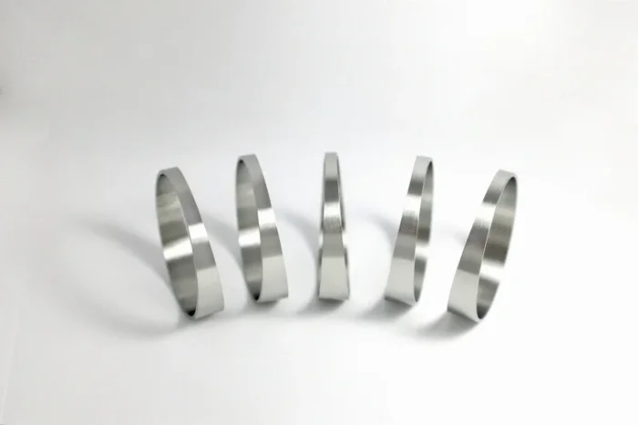 Stainless Bros 1-3/8in x 1D/1.38in CLR Tight Radius 16 Gauge Pie Cut – 5pk