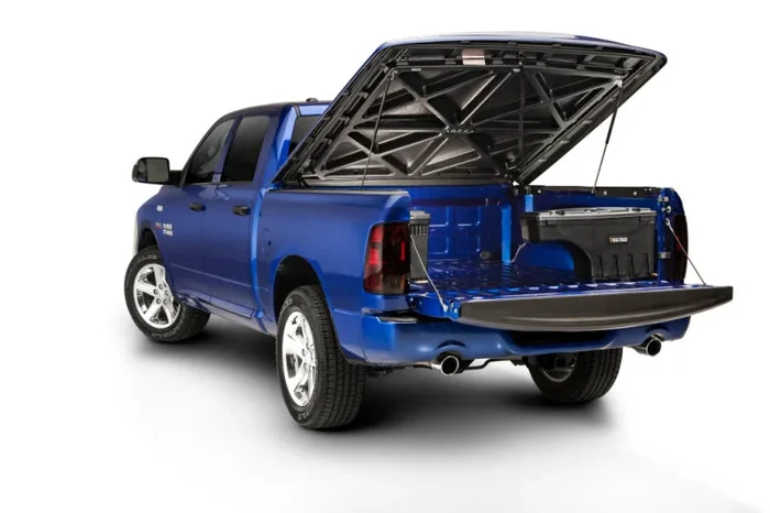 UnderCover 15-20 Ford F-150 Passengers Side Swing Case – Black Smooth18.1 lb