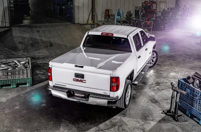UnderCover 16-18 GMC Sierra 1500 (19 Limited) 6.5ft Elite LX Bed Cover – Abalone White