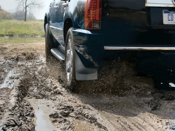 WeatherTech 06-08 Dodge Ram Mega Cab No Drill Mudflaps – Black