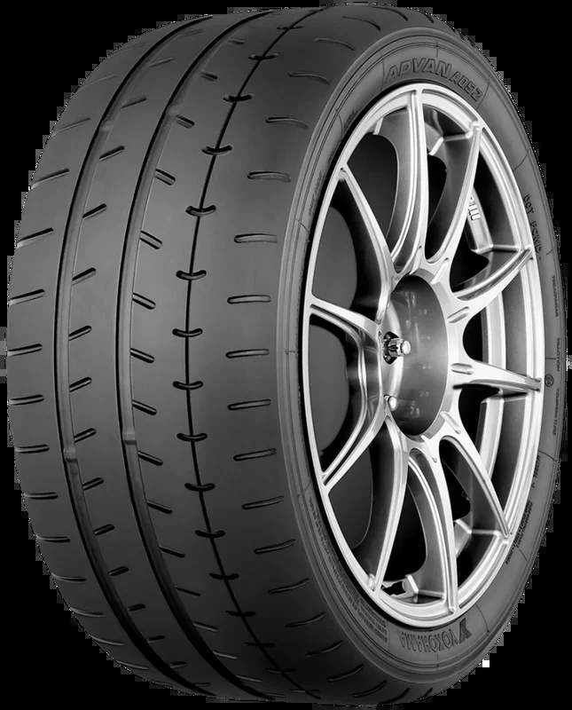 Yokohama Advan A052 Tire – 225/50R16 96W