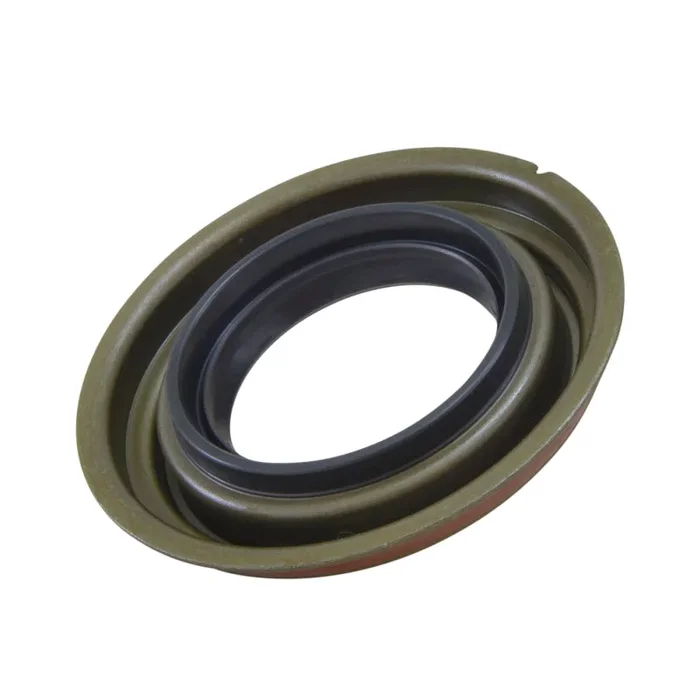 Yukon Gear Replacement Pinion Seal For D60 & D70 / 01+ E250 / E350 & E4500.16 lb